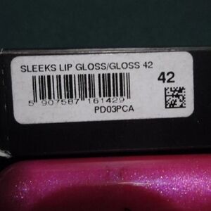 NWT SLEEKS Lip Gloss 42 - Vibrant Pink